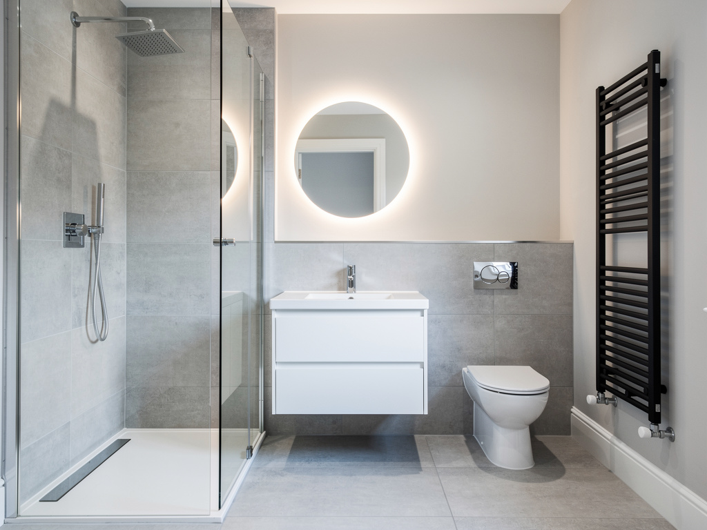 Old bathroom before the refit